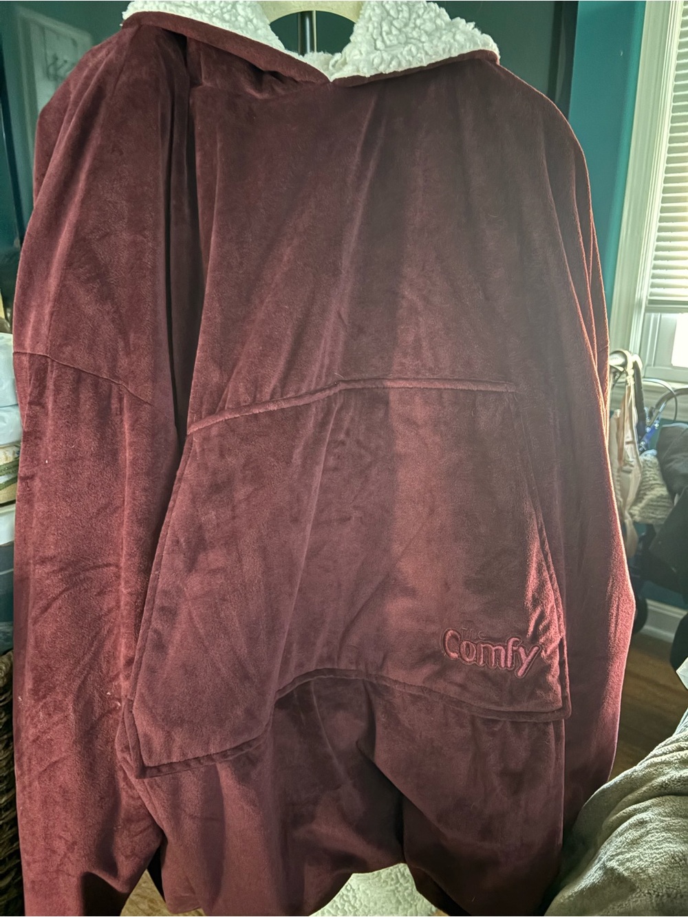 Comfy Plush Sherpa-Lined Hoodie Jacket - Burgundy